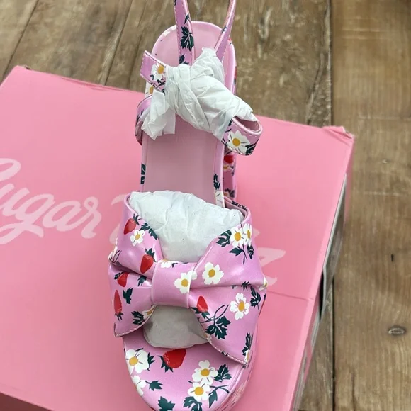 Sugar Thrillz Harajuku Picked First Platform Ankle Strap Sandals NWT - Picture 7 of 9